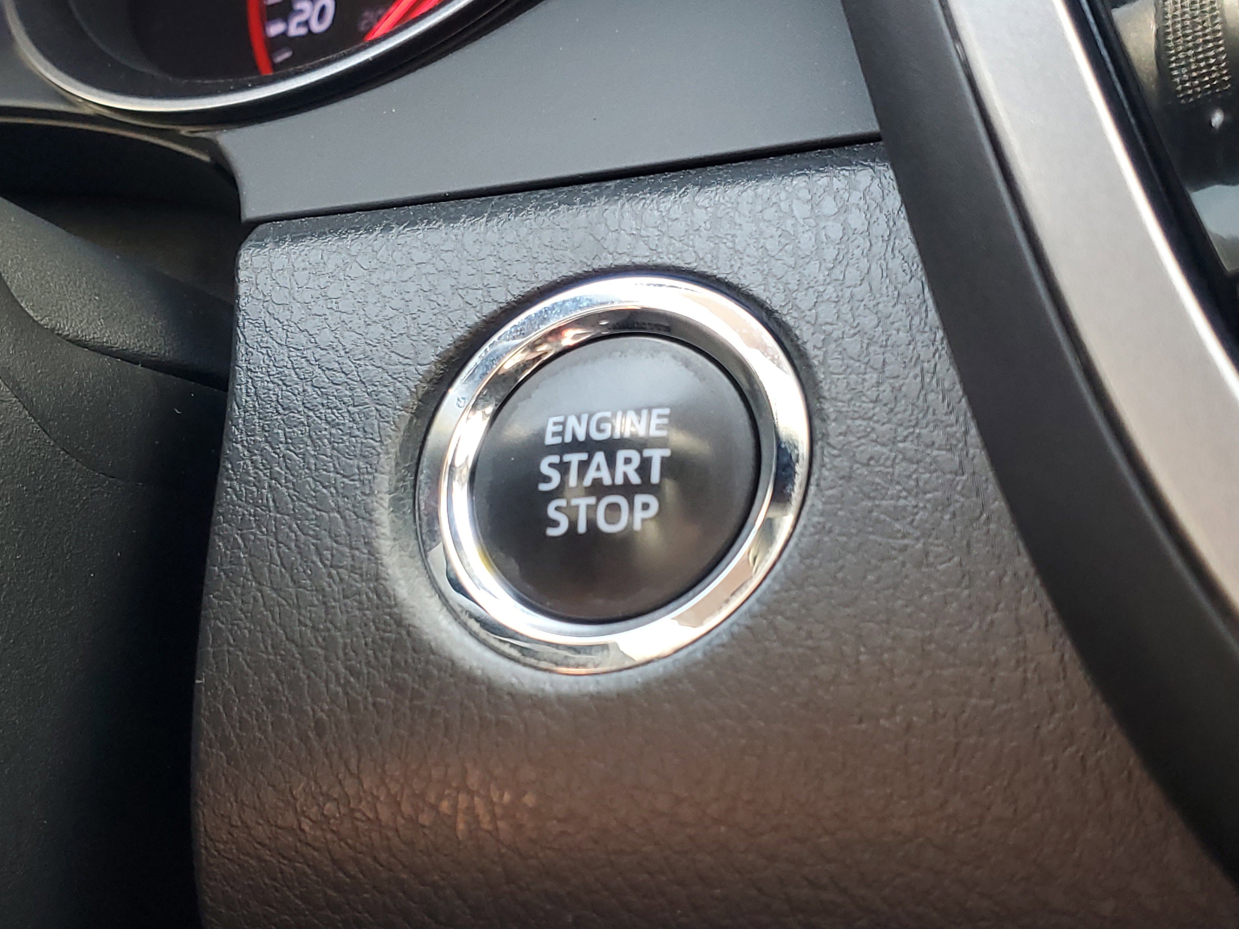 Used 2022 Toyota Camry XSE image 31