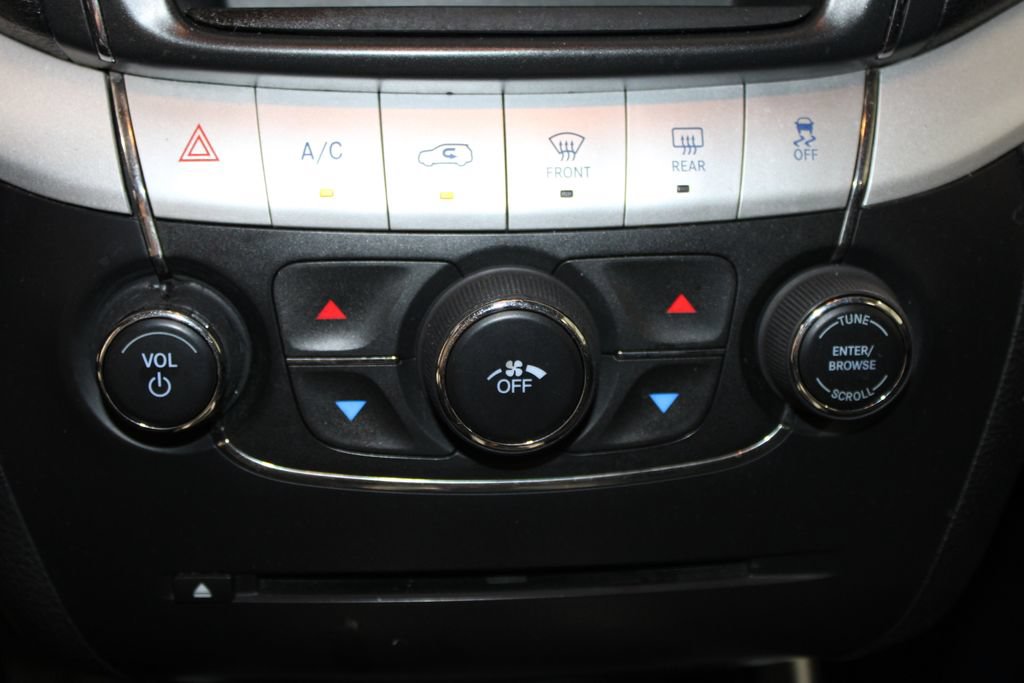Used 2019 Dodge Journey SE w/ Connectivity Group FWD image 45
