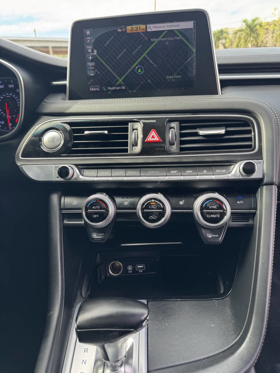 Used 2020 Genesis G70 2.0T w/ Elite Package image 27