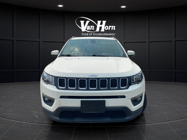Used 2019 Jeep Compass Latitude AWD/4WD image 2