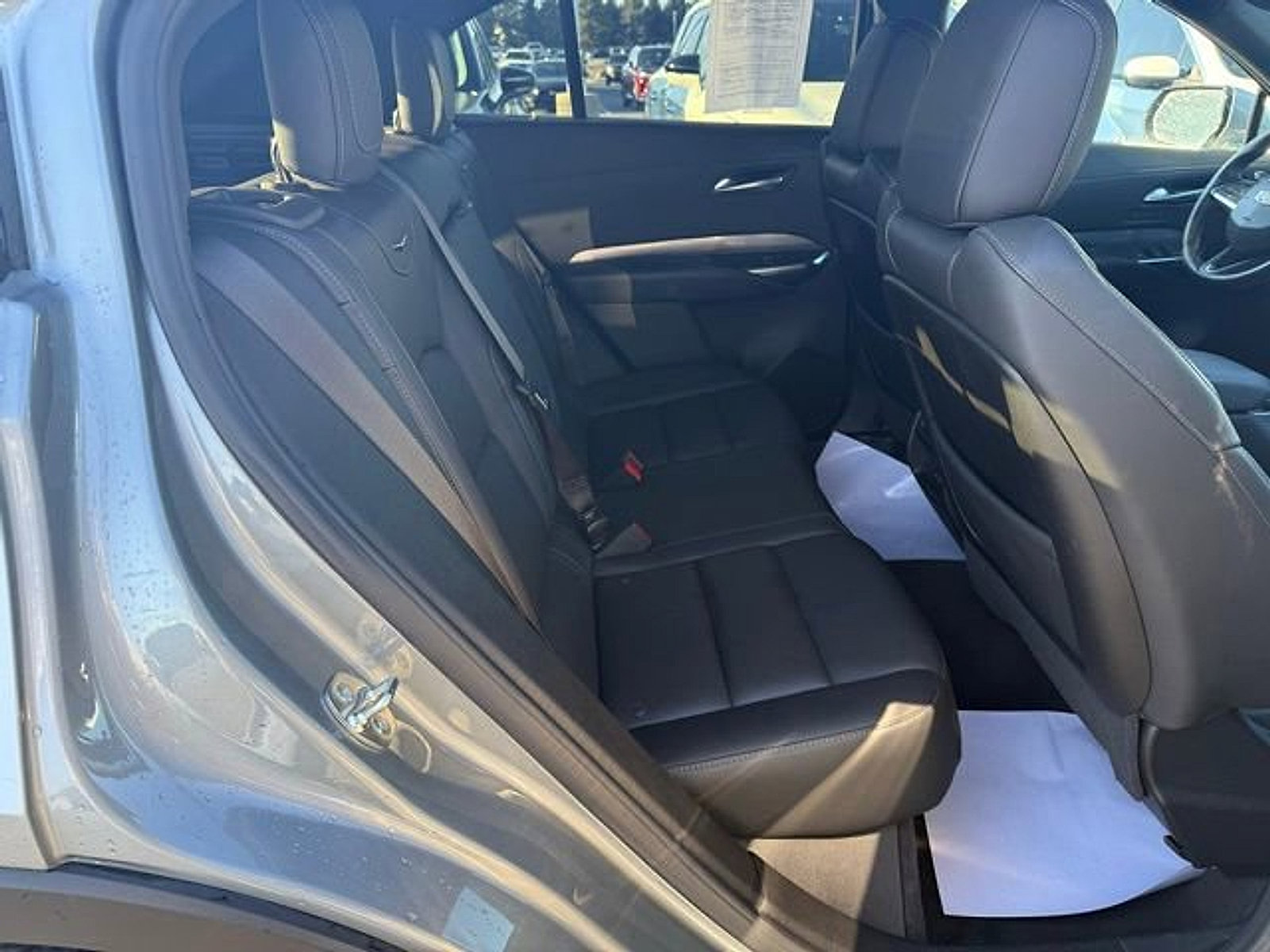 Used 2025 Cadillac XT4 Premium Luxury image 25