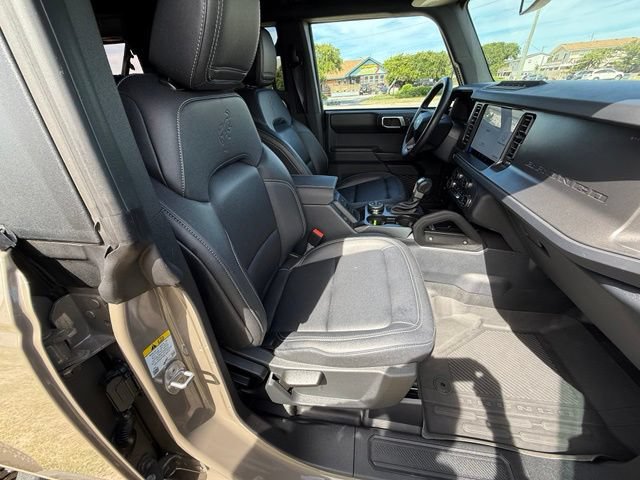 Used 2025 Ford Bronco Badlands AWD/4WD image 13