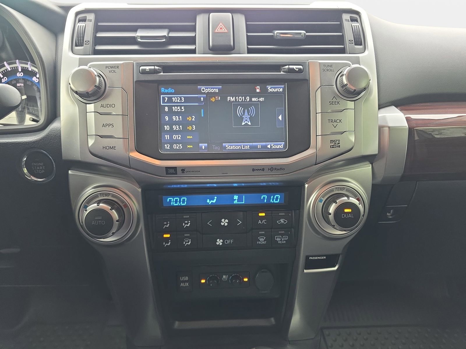 Used 2019 Toyota 4Runner Limited AWD/4WD image 19