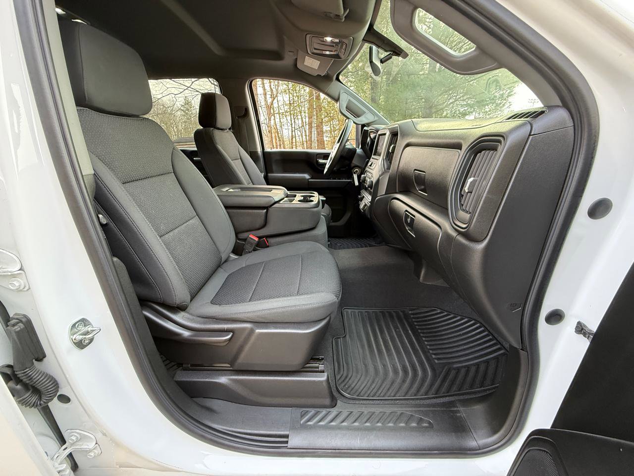 Used 2022 Chevrolet Silverado 2500 Custom w/ Custom Value Package image 28