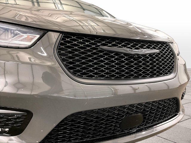 Used 2022 Chrysler Pacifica Touring-L w/ S Appearance Package FWD image 30