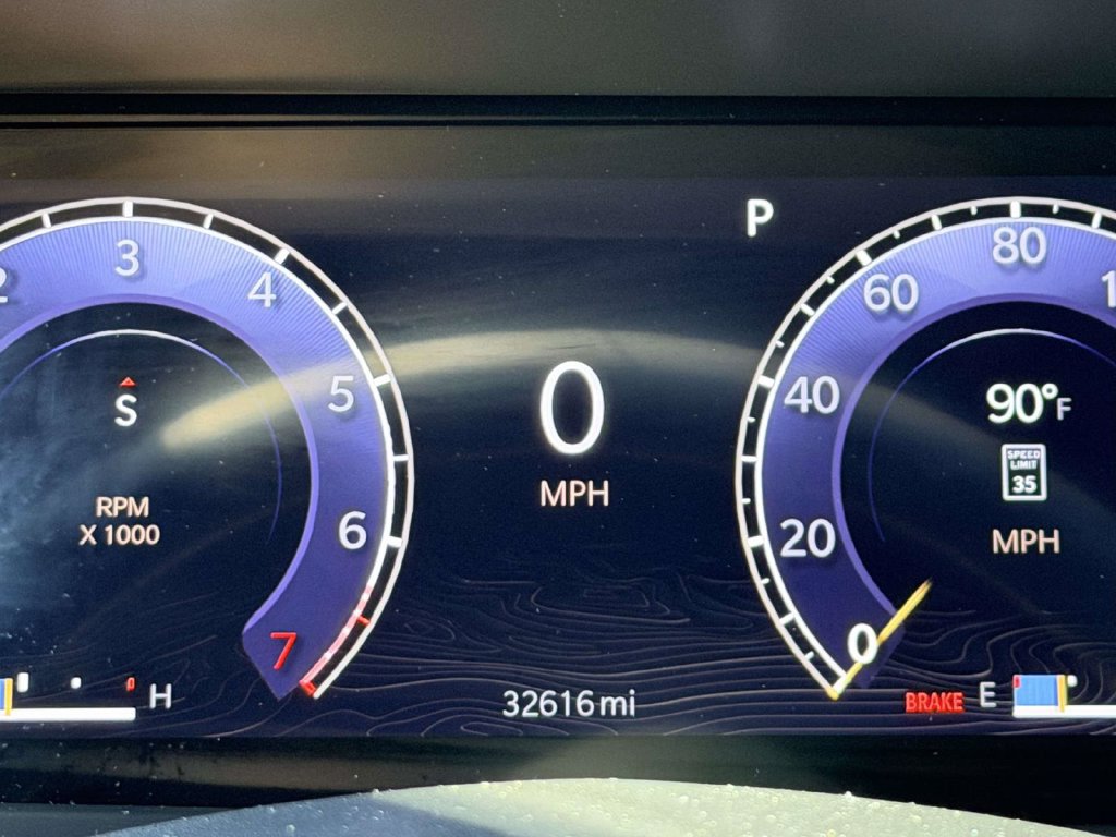 Certified 2023 Jeep Grand Cherokee Overland w/ Luxury Tech Group IV AWD/4WD image 26