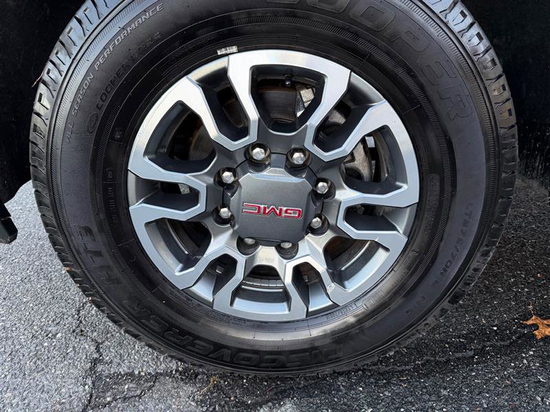 Used 2022 GMC Sierra 3500 Pro w/ Convenience Package image 7