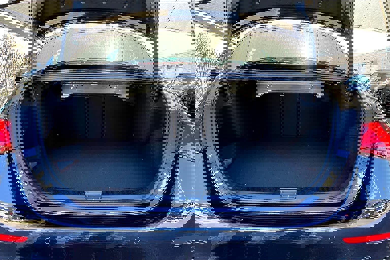 New 2026 Mercedes-Benz E 53 AMG e 4MATIC Sedan image 14