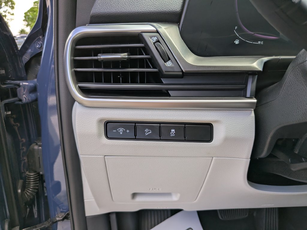 Certified 2024 Kia Telluride S w/ S Sunroof Package FWD image 29