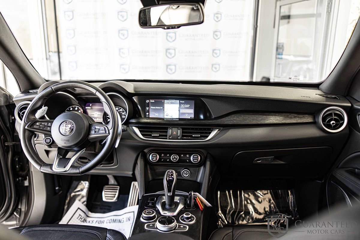 Used 2022 Alfa Romeo Stelvio Sprint AWD/4WD image 36