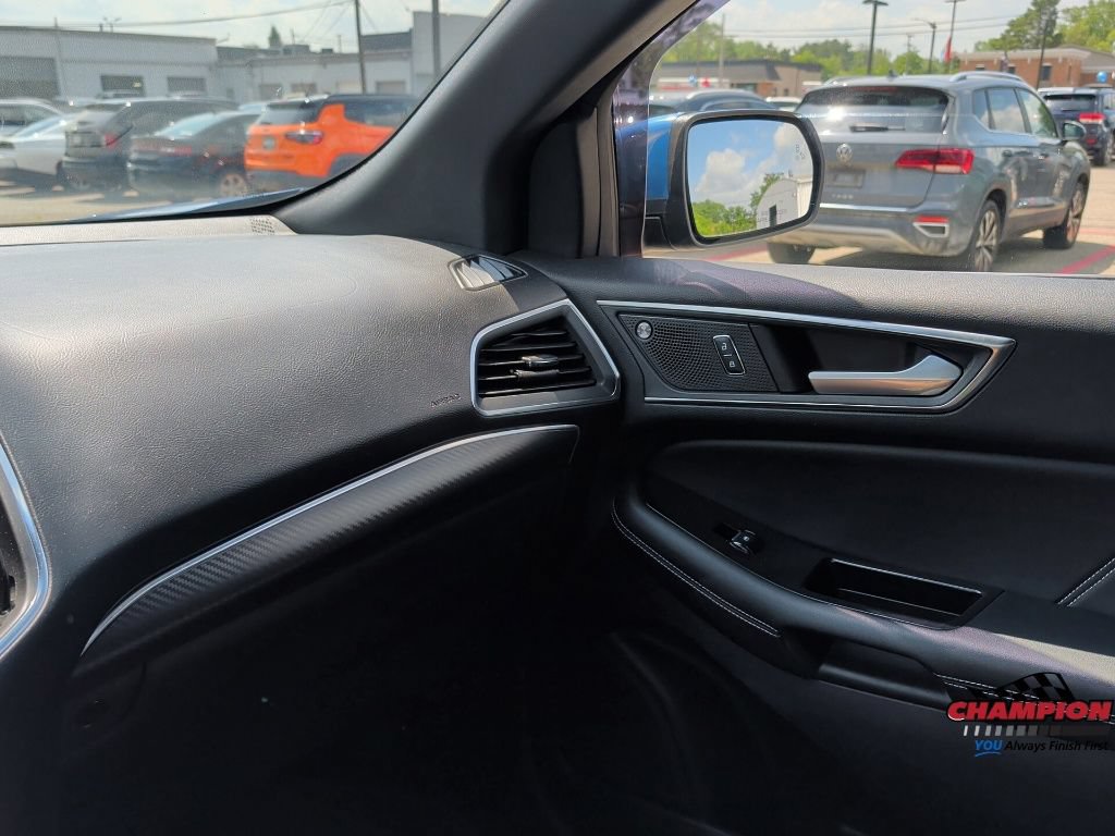Used 2019 Ford Edge ST w/ Equipment Group 401A AWD/4WD image 19