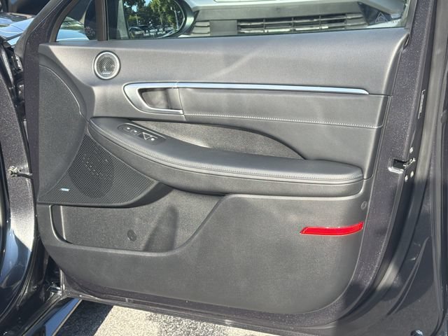 Used 2020 Hyundai Sonata Limited FWD image 16