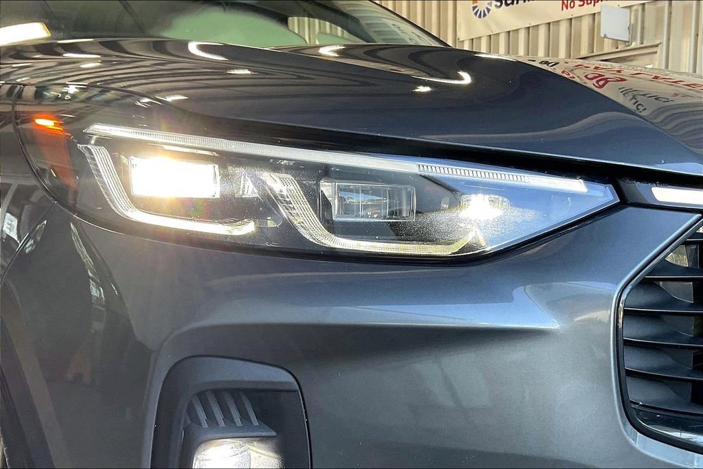 Used 2024 Ford Escape Platinum AWD/4WD image 25