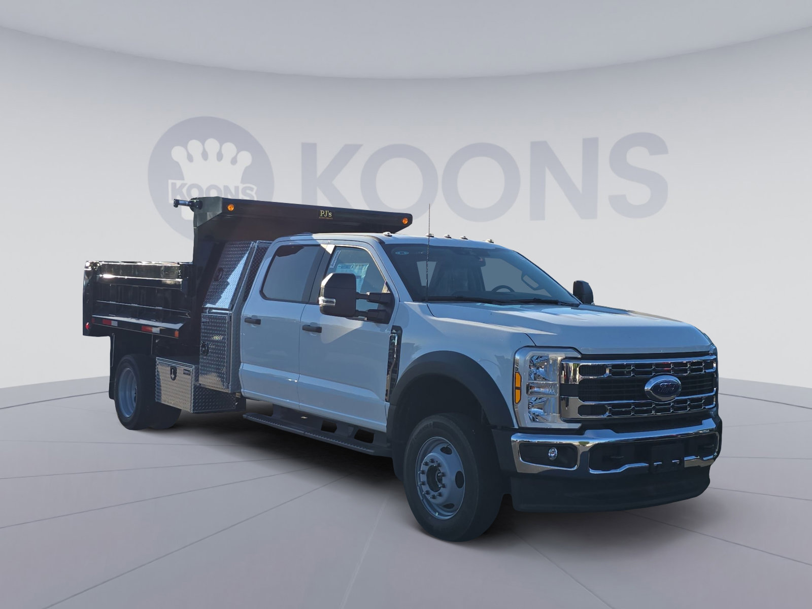 New 2026 Ford F450 XL w/ XL Chrome Package image 10