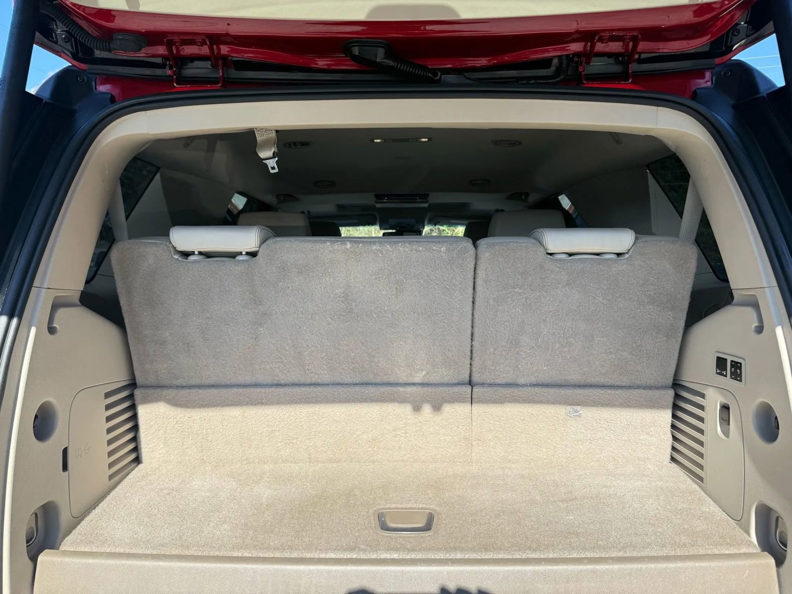 Used 2015 GMC Yukon Denali w/ Open Road Package image 23