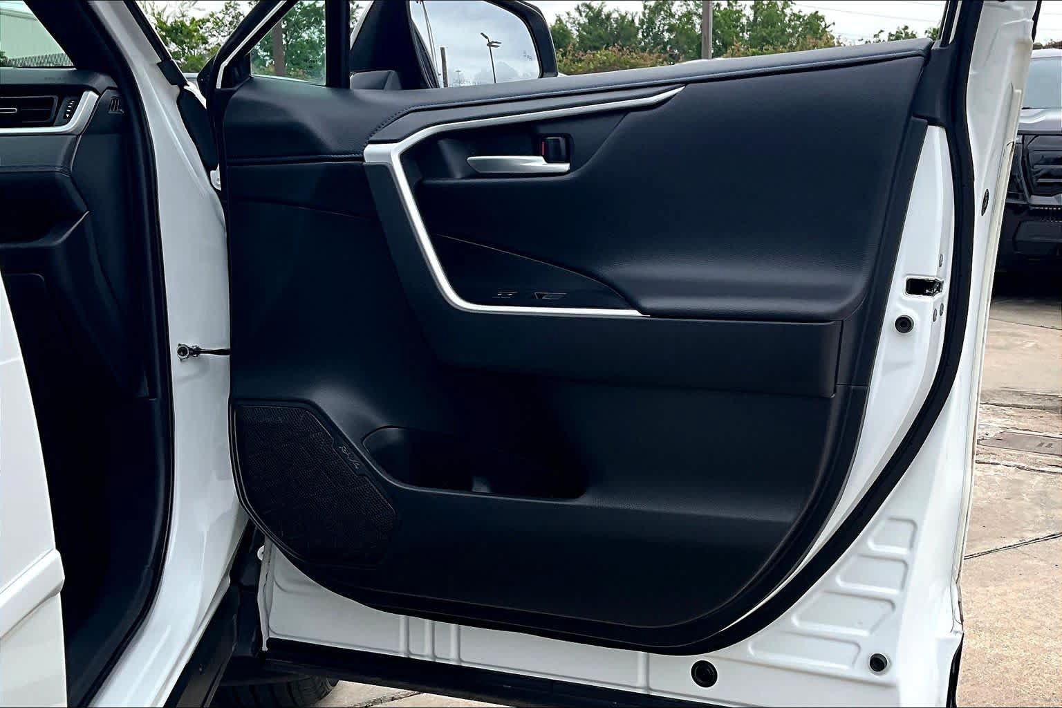 Certified 2023 Toyota RAV4 XSE AWD/4WD image 23