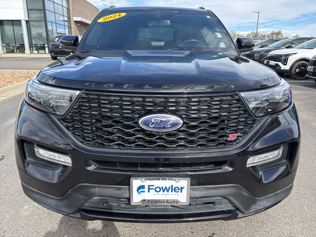 Used 2024 Ford Explorer ST w/ Equipment Group 401A AWD/4WD image 8