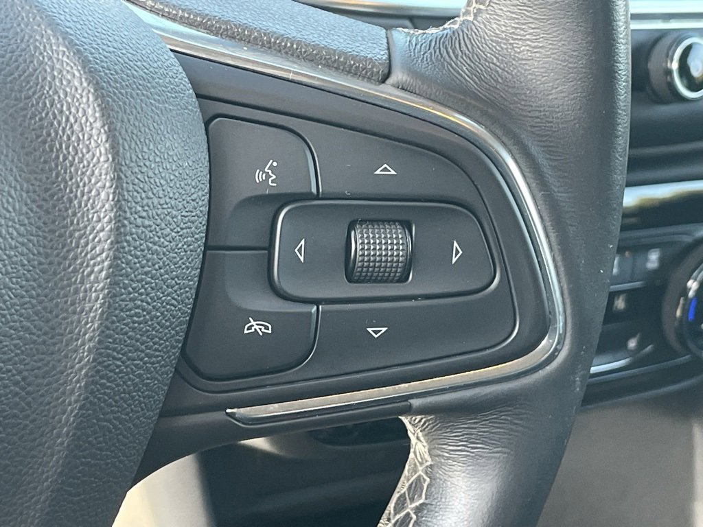 Used 2022 Buick Encore GX Select image 26