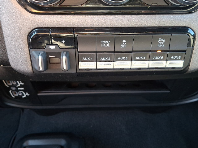 Used 2022 RAM 2500 Tradesman AWD/4WD image 23