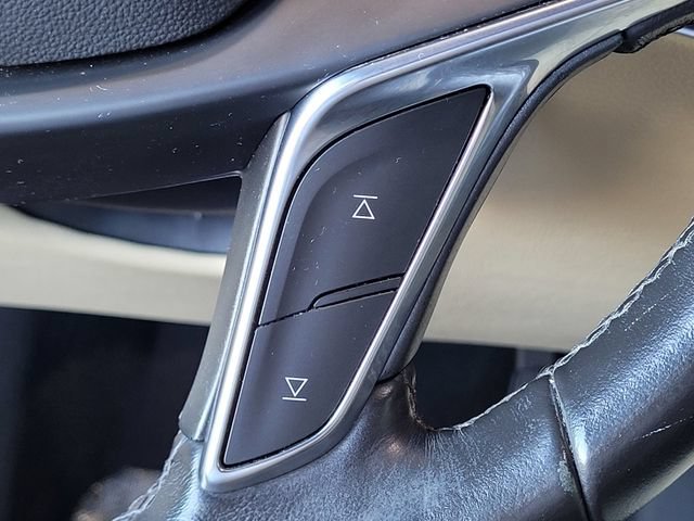 Used 2019 Cadillac XT5 FWD image 13