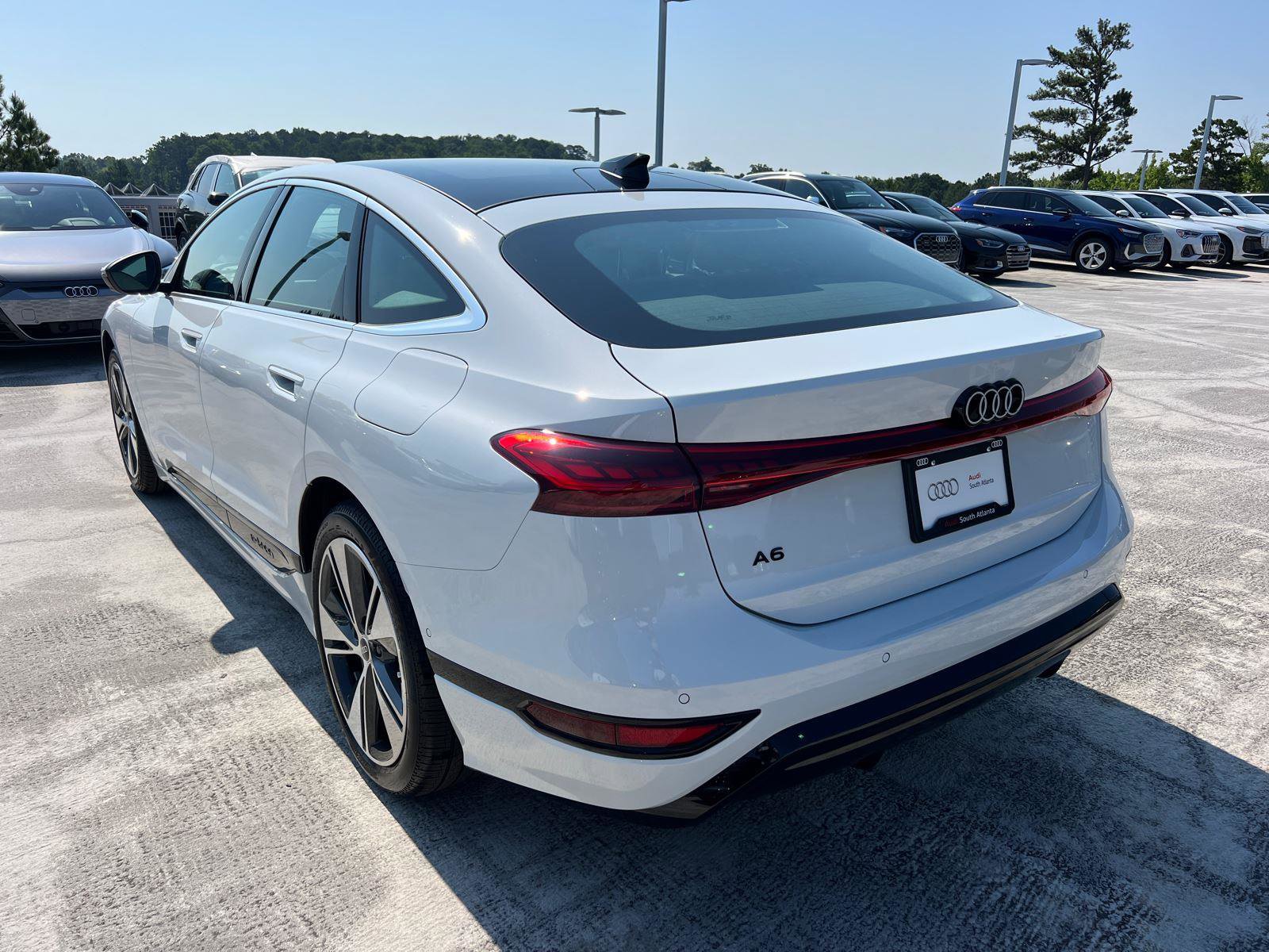 New 2025 Audi A6 e-tron Premium Plus image 7