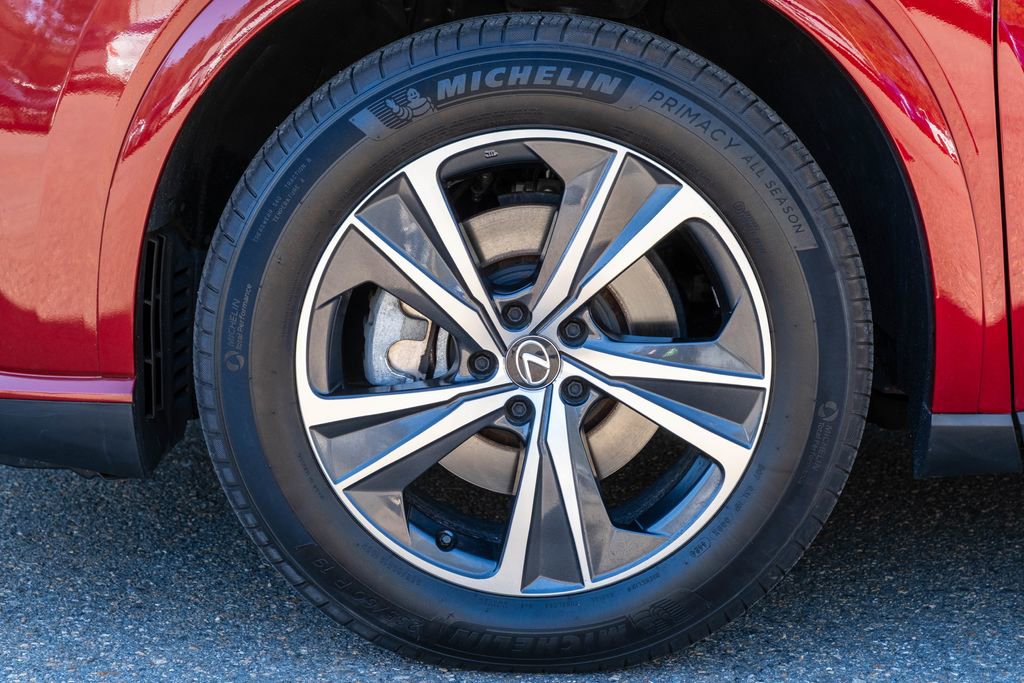 Used 2025 Lexus RX 350 FWD w/ Technology Package image 28