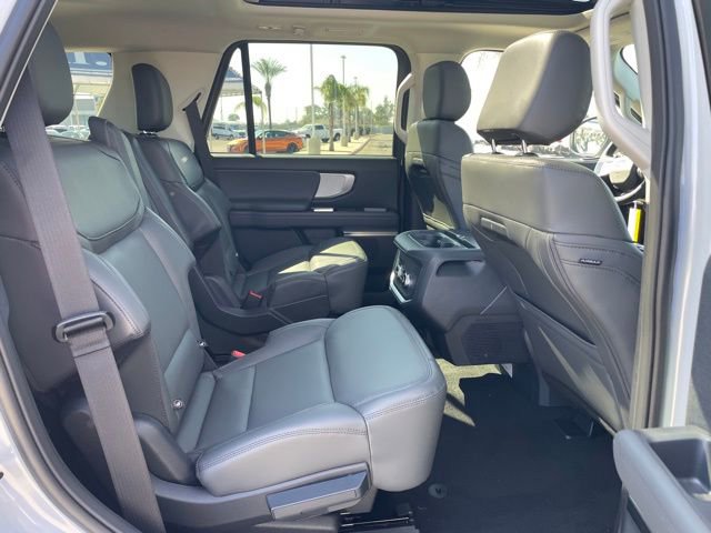 New 2026 Ford Expedition Active image 24