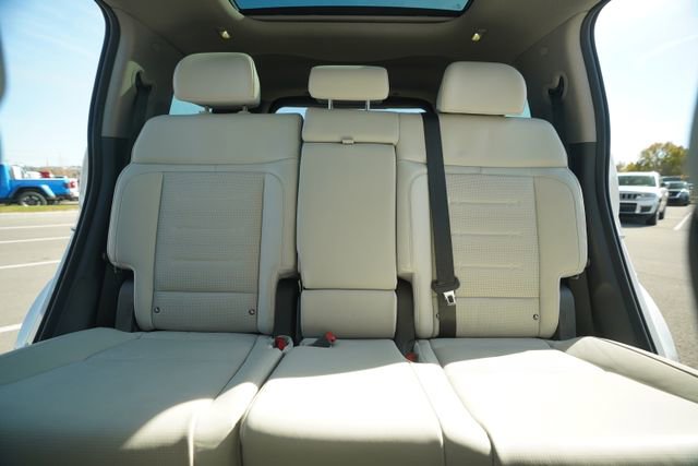 Used 2025 Hyundai Santa Fe Limited image 35