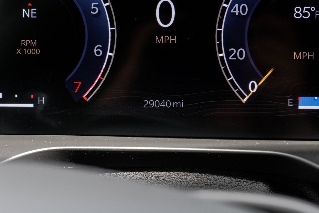 Used 2023 Jeep Grand Cherokee Altitude image 3