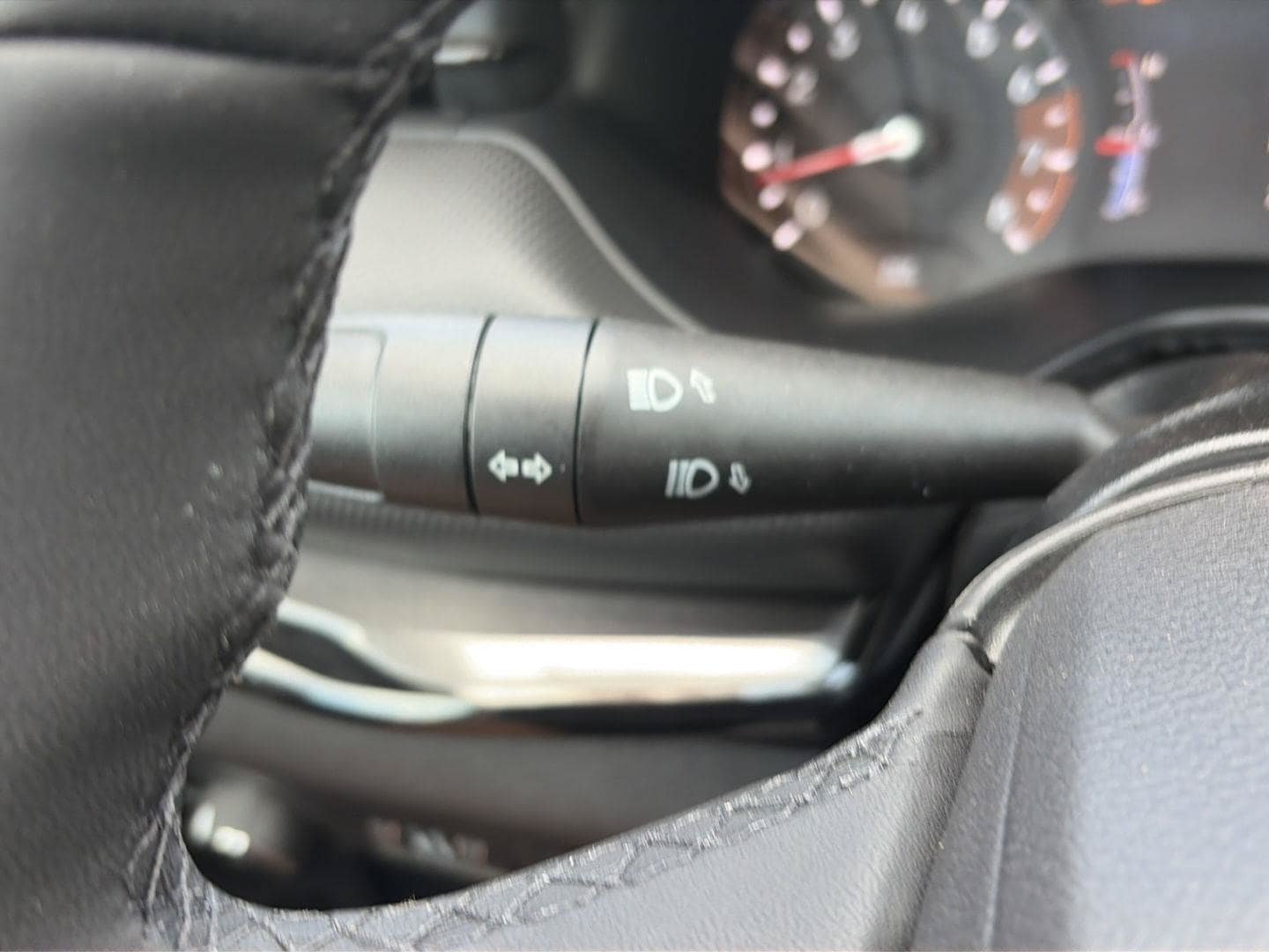 New 2026 Jeep Compass Latitude AWD/4WD image 17