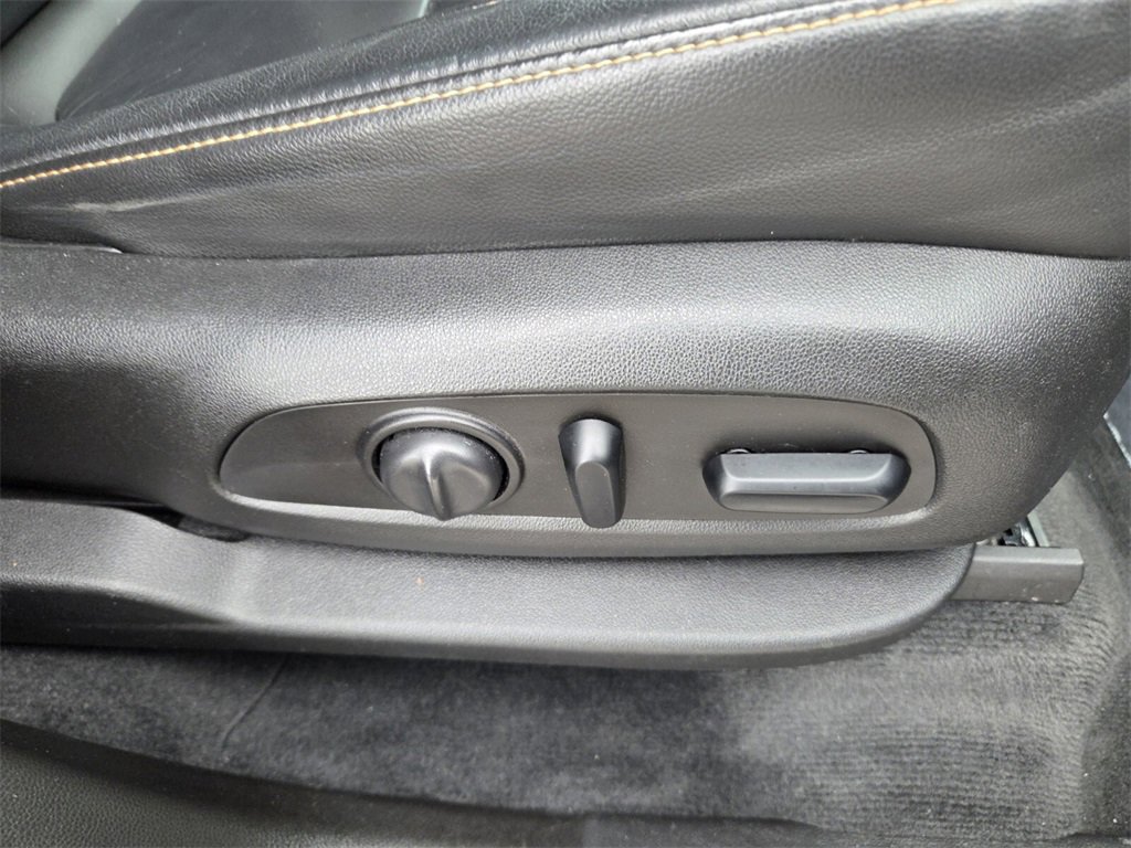 Used 2021 Chevrolet Traverse RS w/ LPO, Floor Liner Package image 17