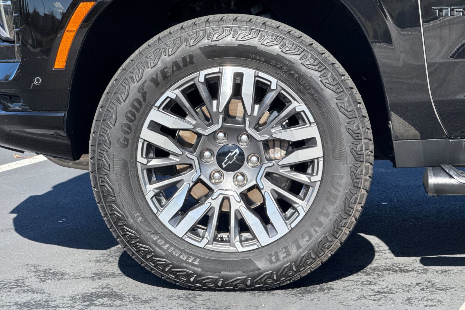 Used 2025 Chevrolet Tahoe Z71 image 39