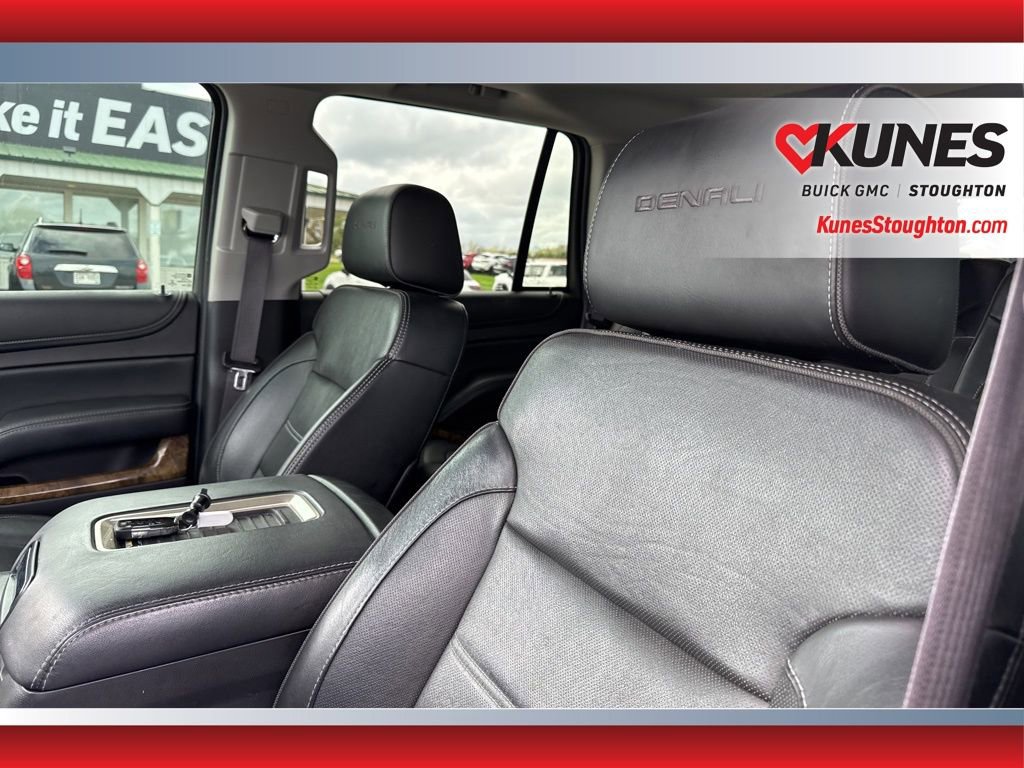 Used 2016 GMC Yukon Denali w/ Open Road Package AWD/4WD image 29