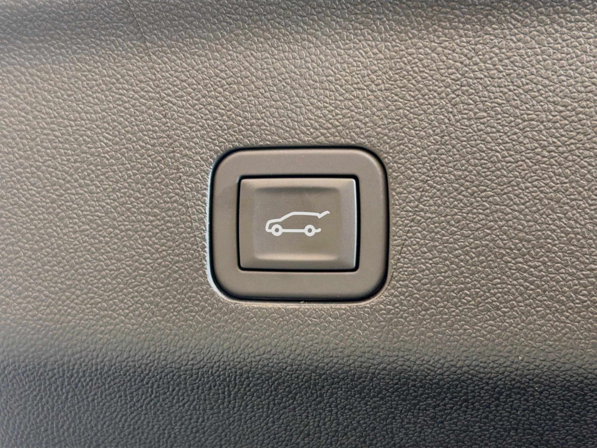 New 2027 Cadillac Escalade Sport w/ LPO, Floor Liner Package AWD/4WD image 14