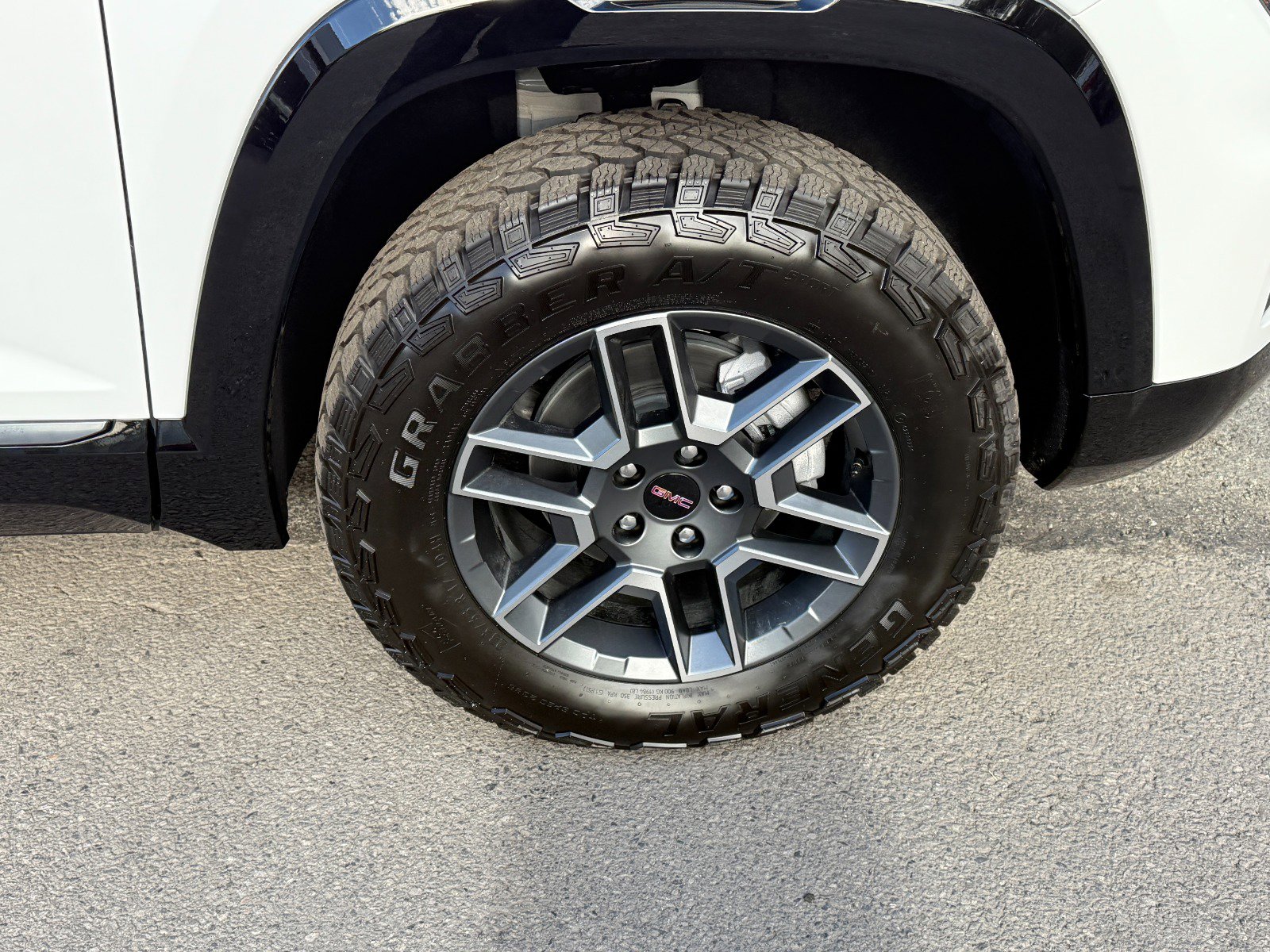 New 2026 GMC Terrain AT4 w/ LPO, Floor Liner Package image 12