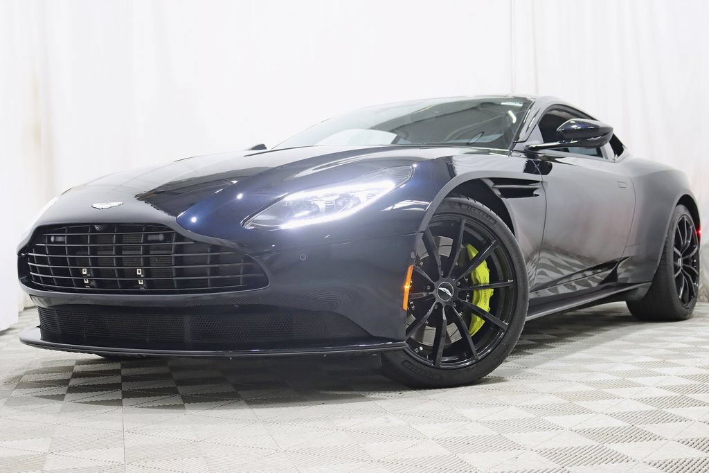 Used 2019 Aston Martin DB11 AMR RWD image 6