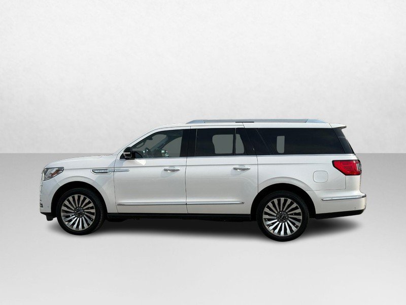 Used 2018 Lincoln Navigator L Reserve w/ Technology Package AWD/4WD image 8