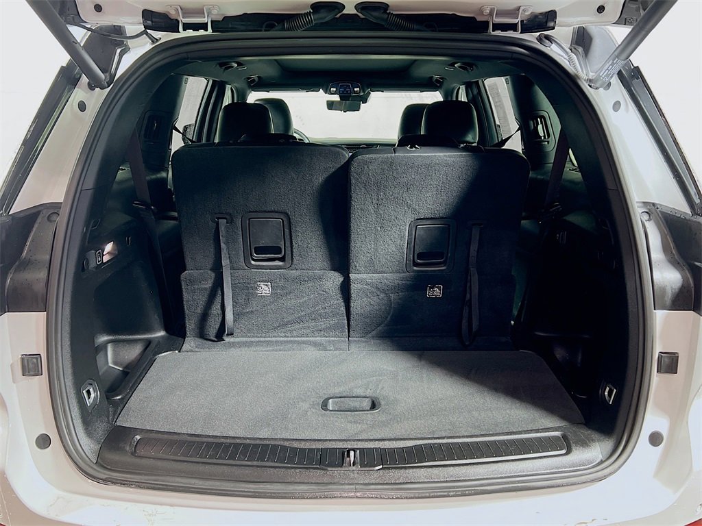 Used 2024 Jeep Grand Cherokee L Limited w/ Luxury Tech Group II image 23