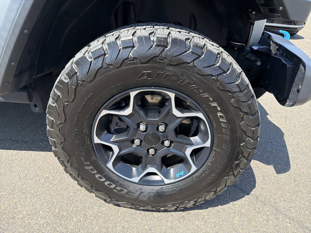 Used 2023 Jeep Wrangler Unlimited Rubicon 4xe w/ Cold Weather Group AWD/4WD image 35