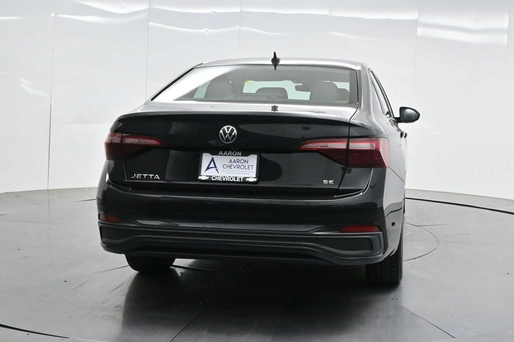 Used 2024 Volkswagen Jetta SE FWD image 43