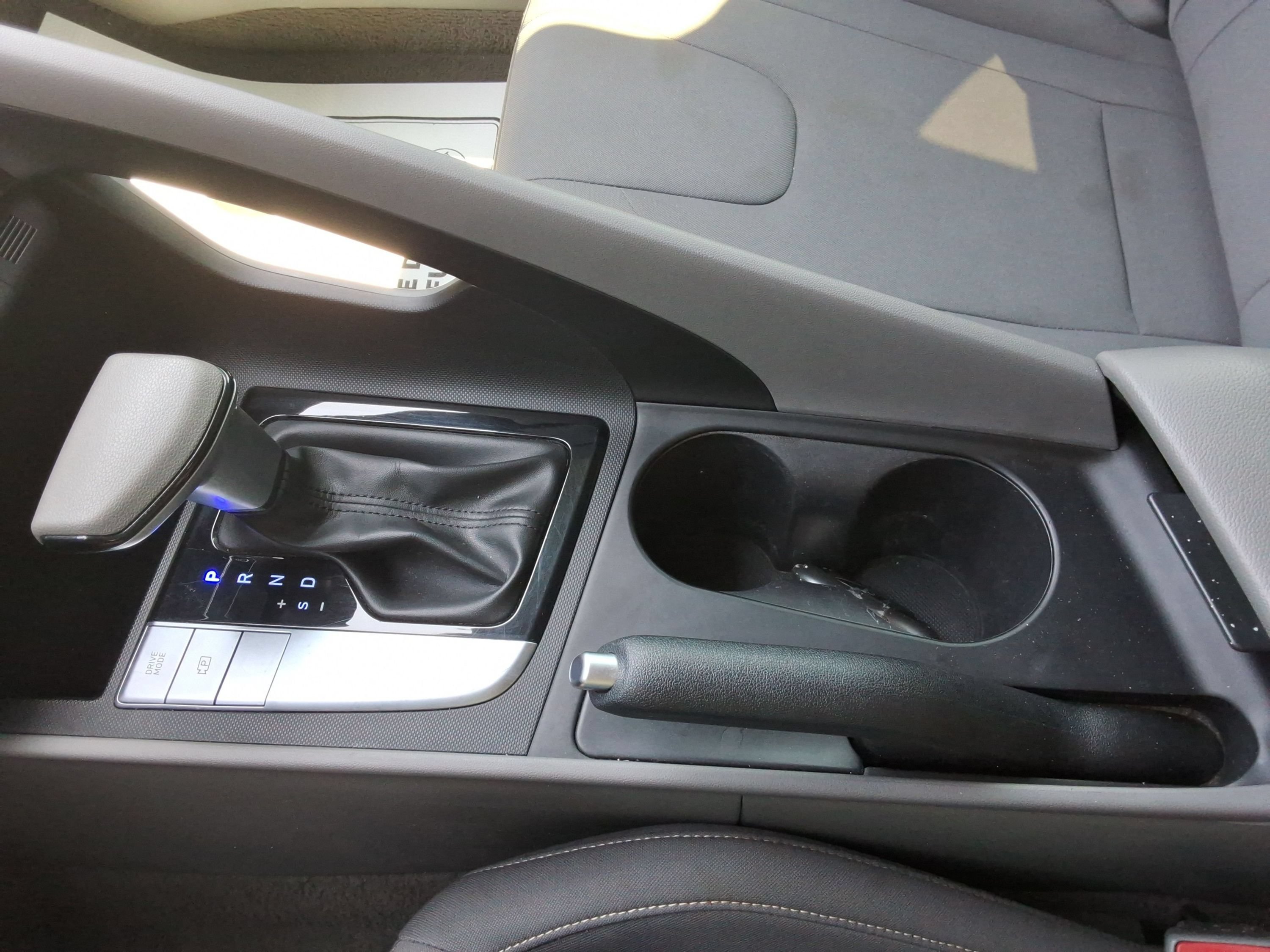 Used 2024 Hyundai Elantra SEL FWD image 15