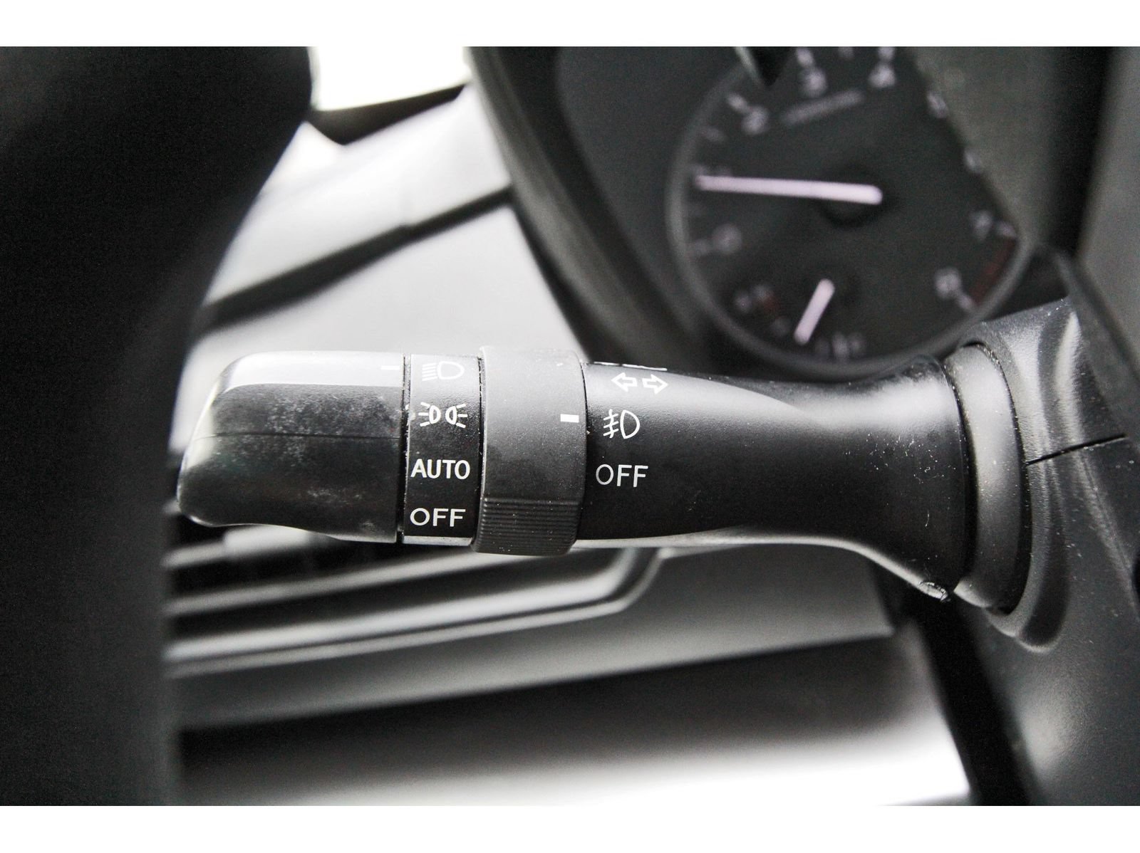 Certified 2024 Subaru Impreza 2.0i Sport AWD/4WD image 17