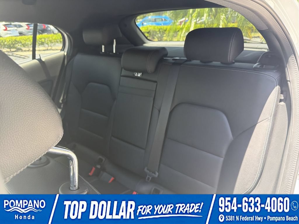 Used 2020 Mercedes-Benz GLA 250 image 24