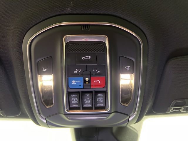 New 2025 Jeep Grand Cherokee L Limited w/ Trailer Tow Package image 27