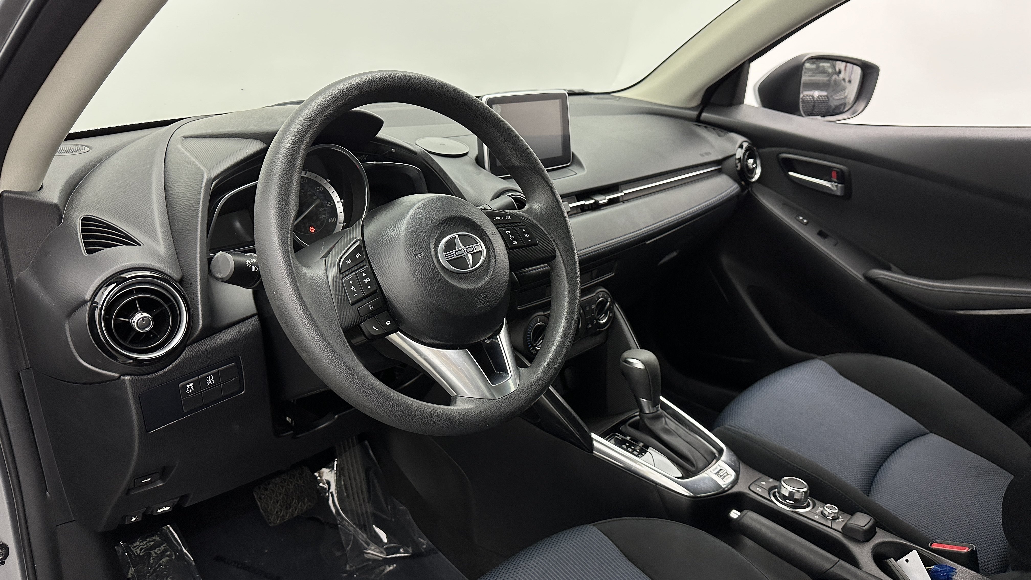 Used 2016 Scion iA FWD image 11