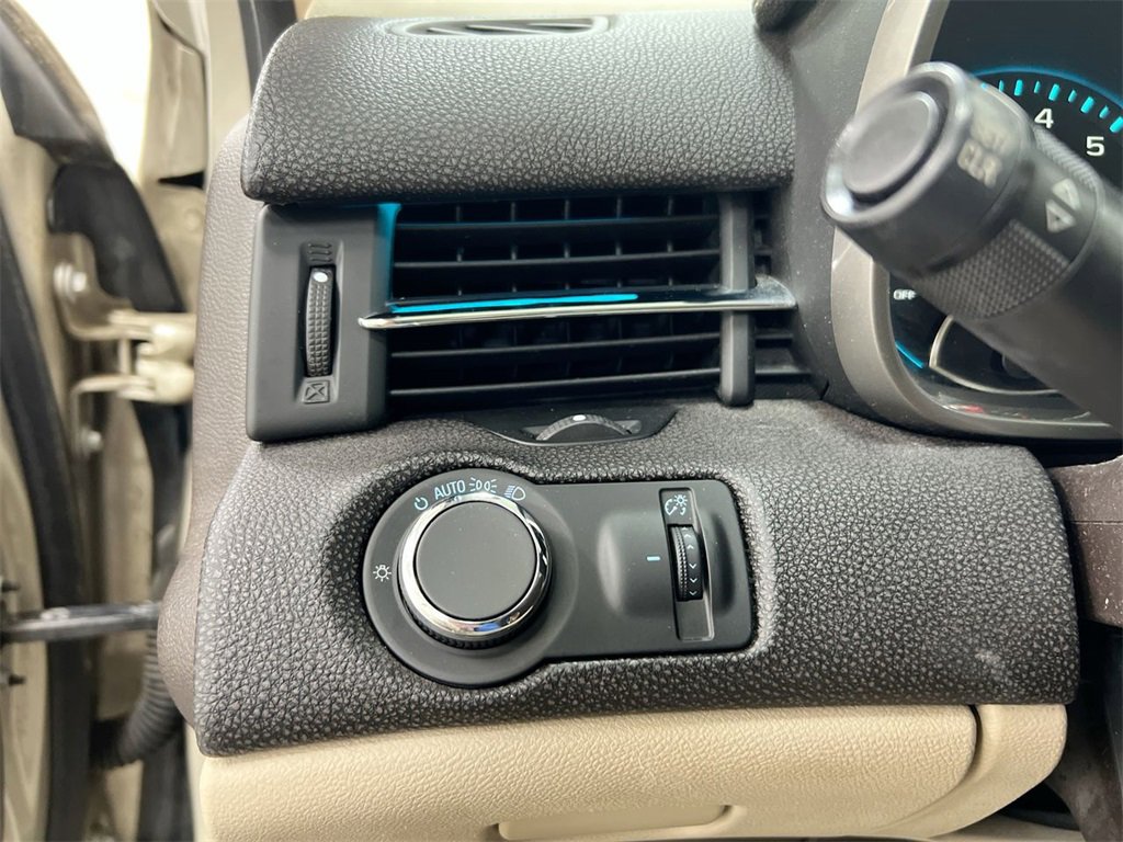 Used 2014 Chevrolet Malibu LT w/ Power Convenience Package image 16