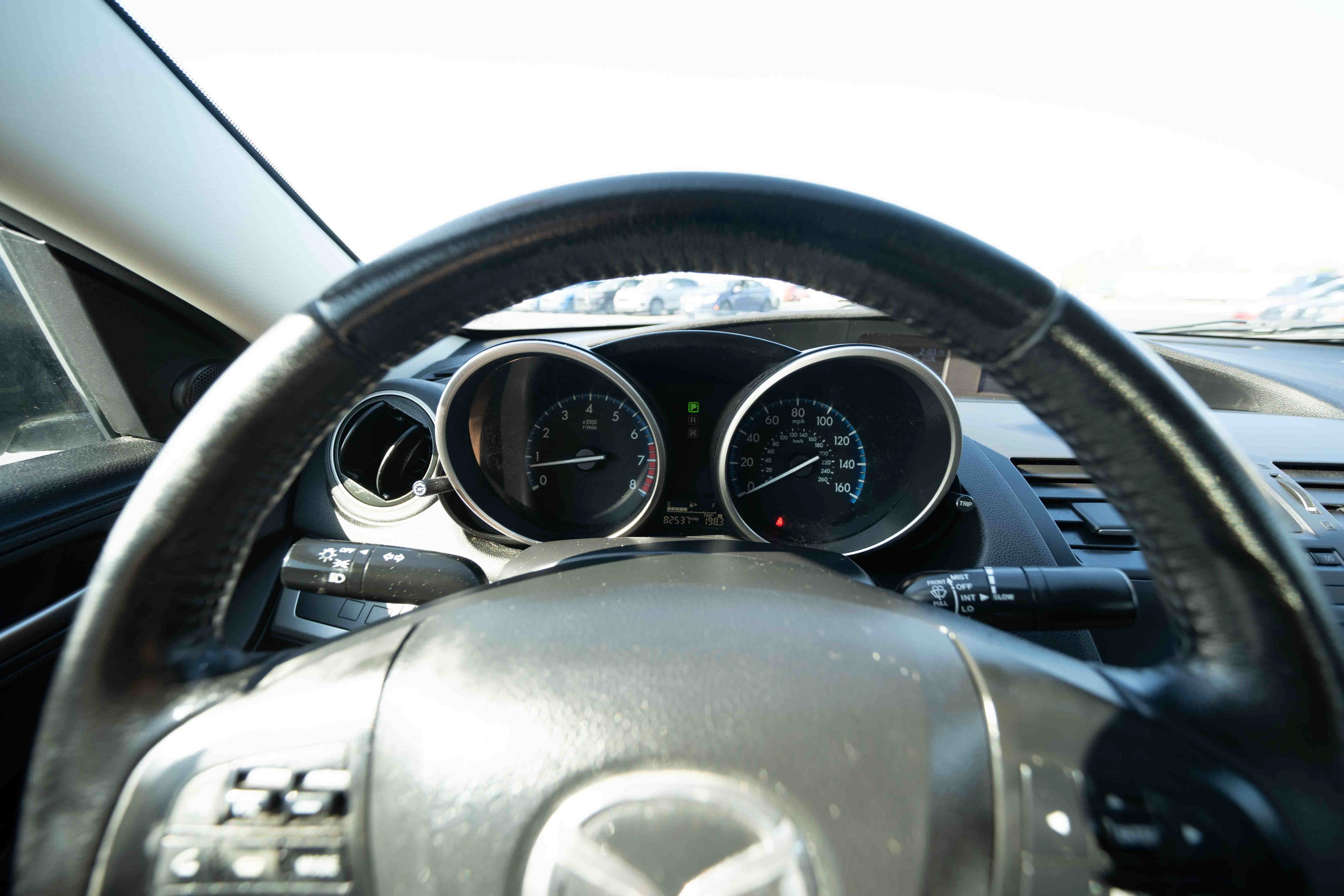 Used 2012 MAZDA MAZDA3 i Touring FWD image 15