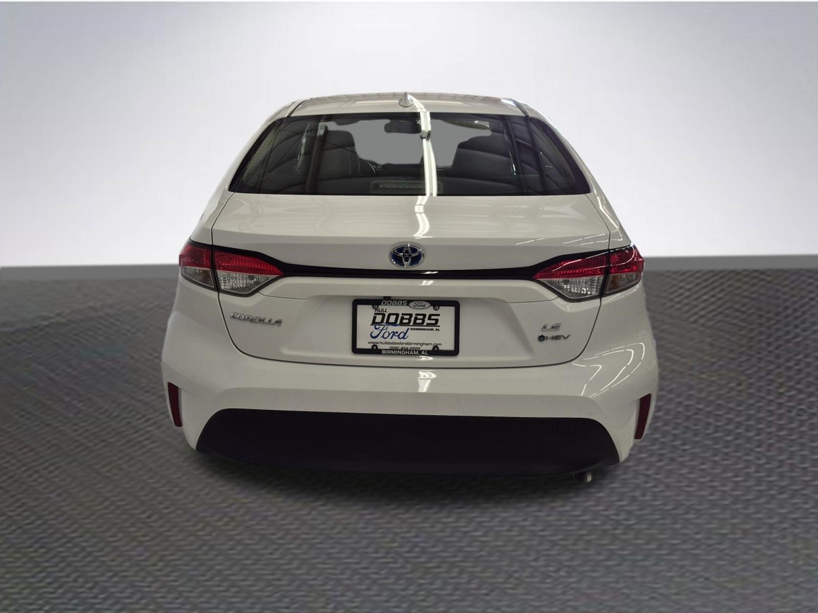 Used 2025 Toyota Corolla LE FWD image 6