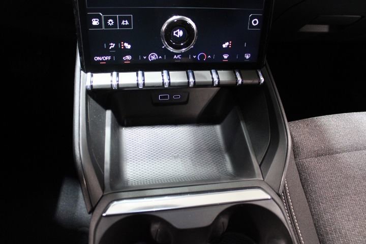 Used 2026 GMC Terrain Elevation w/ Technology Package II image 30