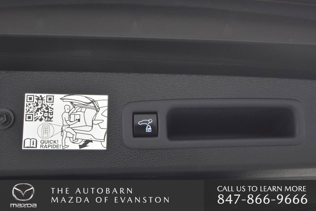 Used 2024 Toyota Sienna XSE AWD/4WD image 41